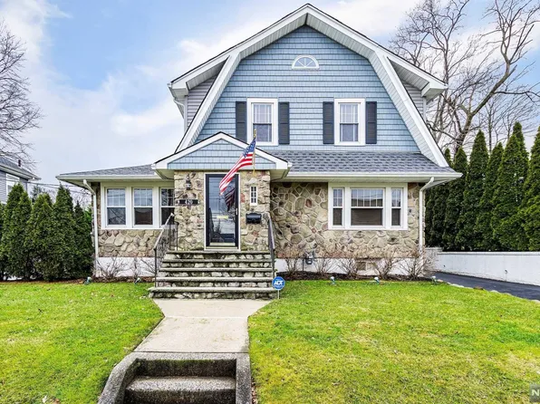 420 Franklin Ave, Hasbrouck Heights, NJ 07604