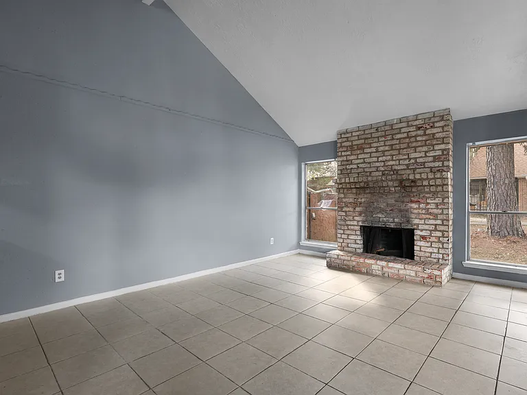 5706 Easthampton Dr #A — Photo 9
