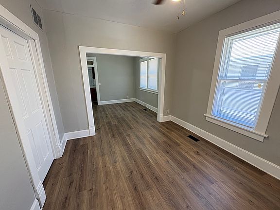 4th image of 1107 W Gilbert Ave