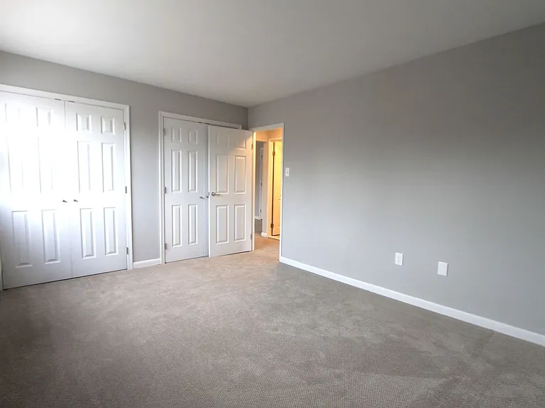 West Walnut Lane Apartments — Photo 54