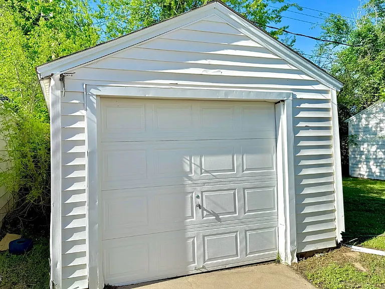 417 Babb Dr — Photo 35