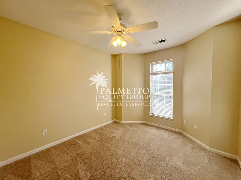 3001 Greystone Point #F — Photo 8