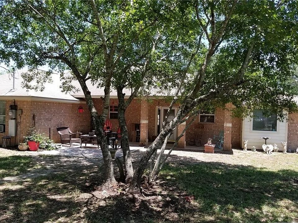 2nd image of 128 Thunder Rd