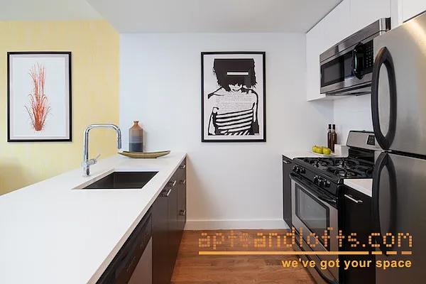 Rented by aptsandlofts.com | media 43