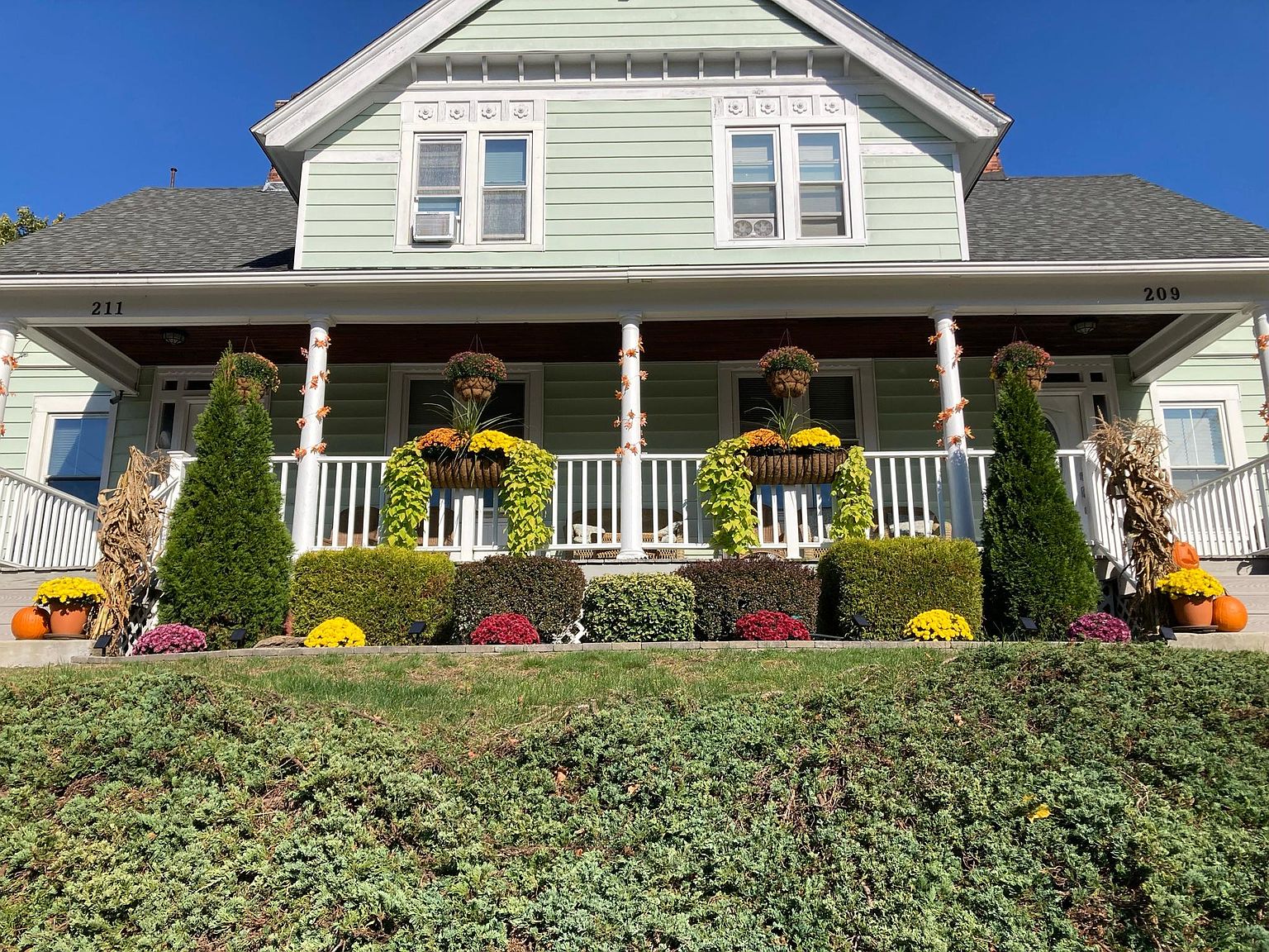 211R Chapel St, Lincoln, RI 02865 Zillow