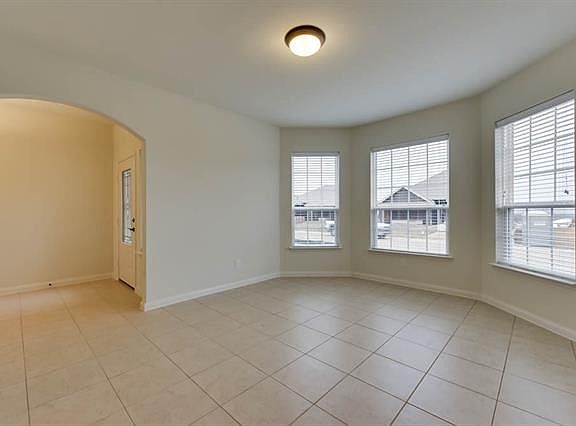 2nd image of 2501 Summer Trail Dr