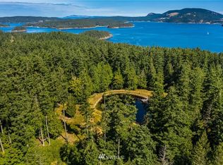 1 Serendipity Ln, Shaw Island, WA 98286