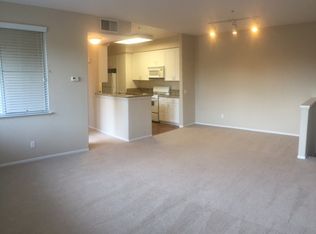 932 Saint Vincent, Irvine, CA 92618