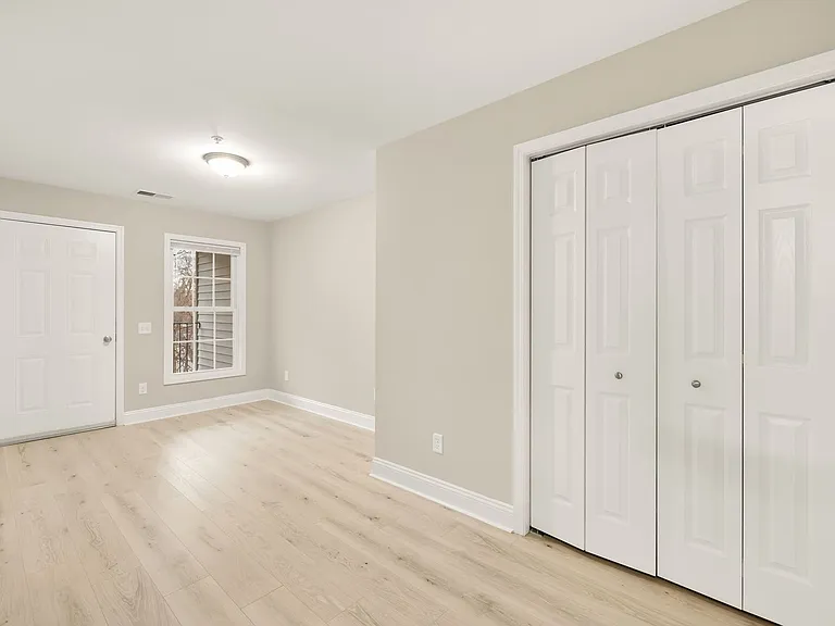 1753 W St SE — Photo 16
