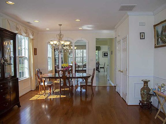 4th image of 5 Gasko Rd