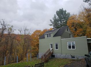 25 Saint Vincents Ave, Troy, NY 12180