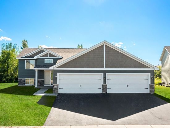 4829 Maple St, Rockford, MN 55373
