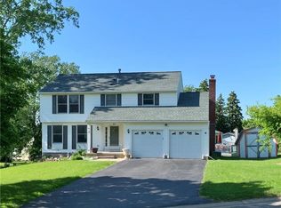 65 Crystal Valley Overlook, Rochester, NY 14623