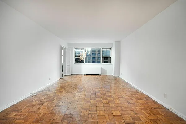 Rented by Waldstar Real Estate LLC | media 22