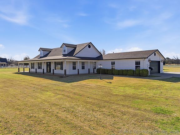 4th image of 16921 Elm Ln