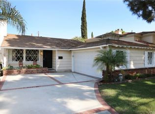 10251 Camarillo St, North Hollywood, CA 91602
