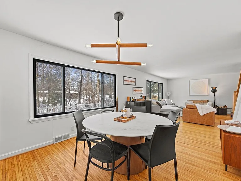 25 Brookwood Rd #HOUSE — Photo 17