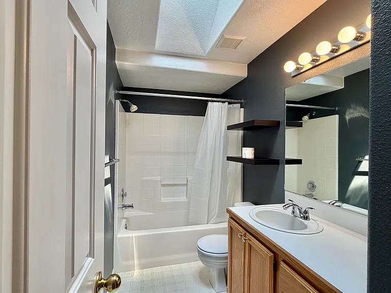 10979 W Tidewater Ct — Photo 17