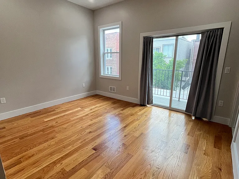 46 Yale Ave #1 — Photo 17