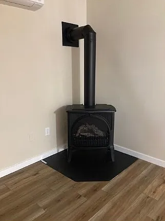 Gas fireplace