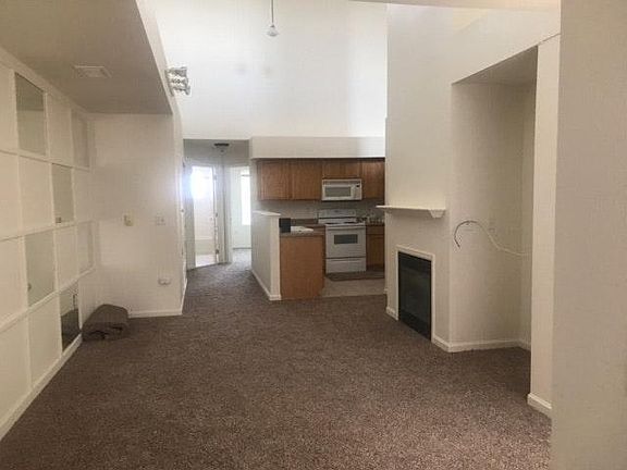 Great Room, Dining & Fireplace