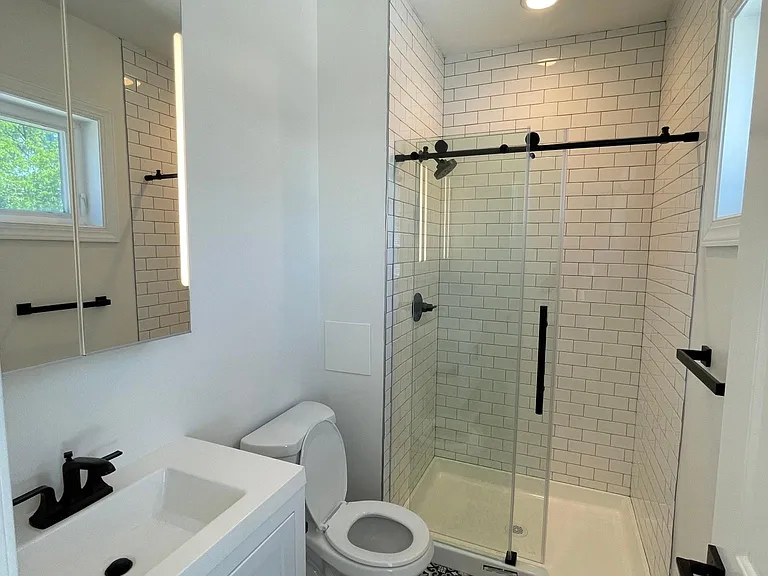 75 Florida Ave NW #4 — Photo 34