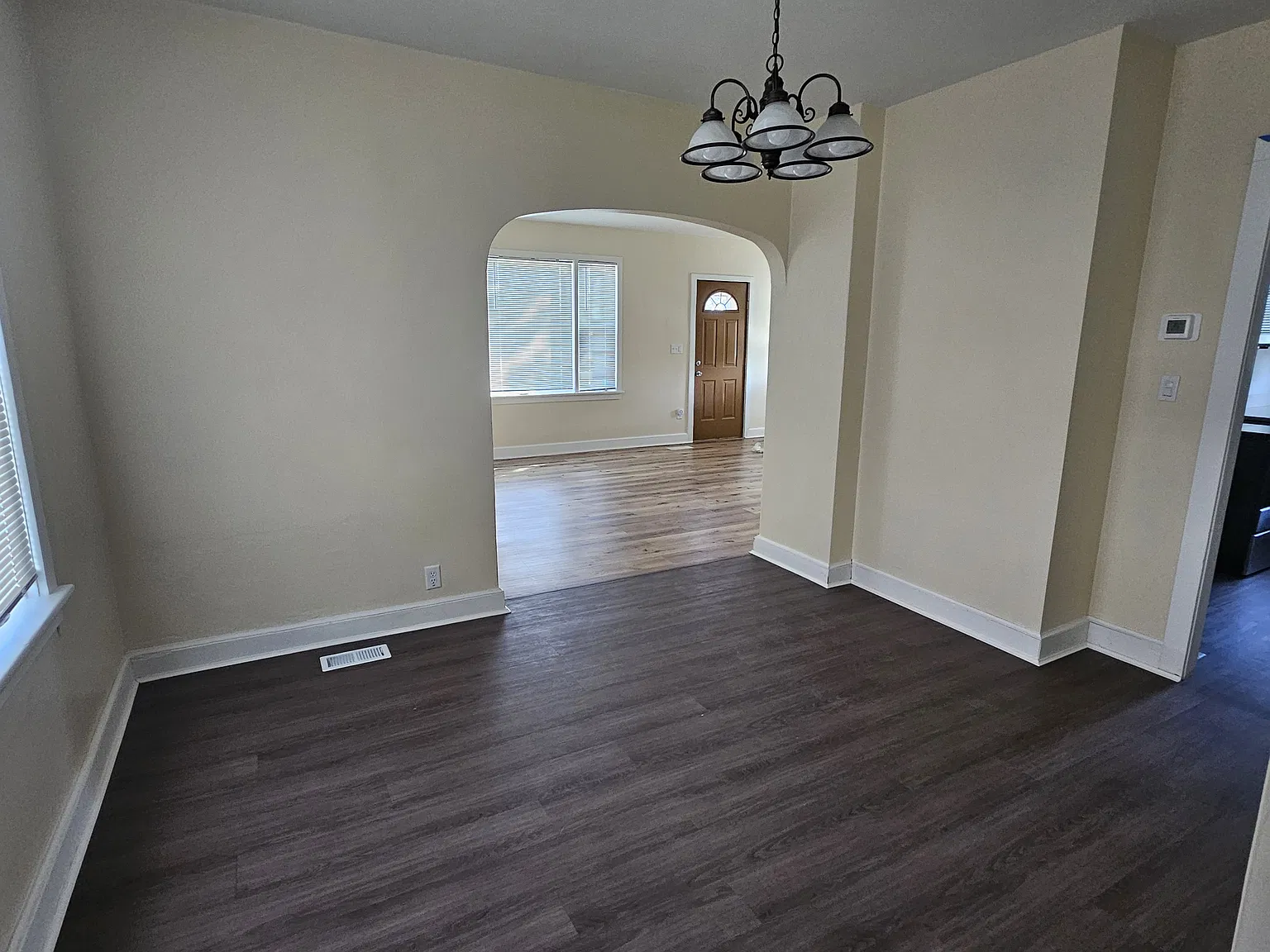 427 N Johnson St — Photo 4