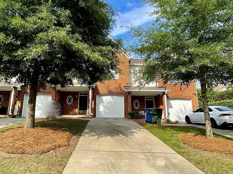 126 Lincoln St #126 — Photo 3