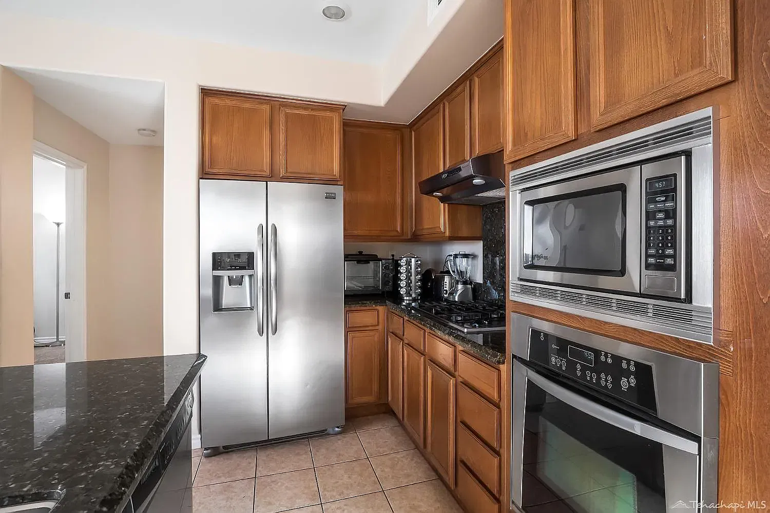 2 bed, 250 sqft, $790 — Photo 4