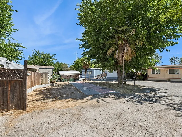 Resthaven Mobile Home Park — Photo 6