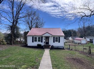 118 E Kentucky Ave, La Follette, TN 37766