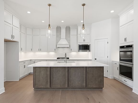 6th image of this home