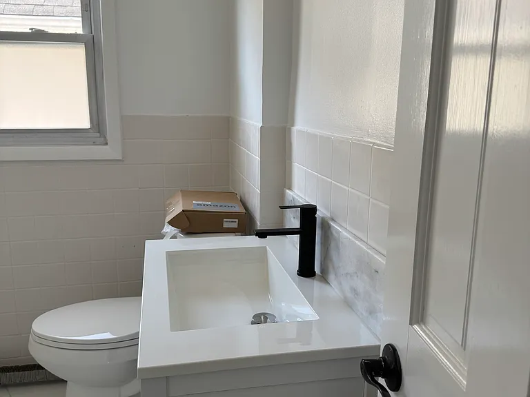 69 Illinois Ave — Photo 17