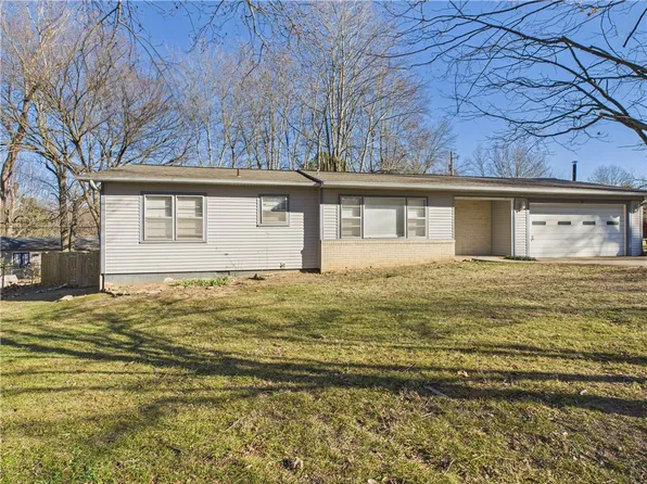 611 Tamarind St, Harrison, AR 72601