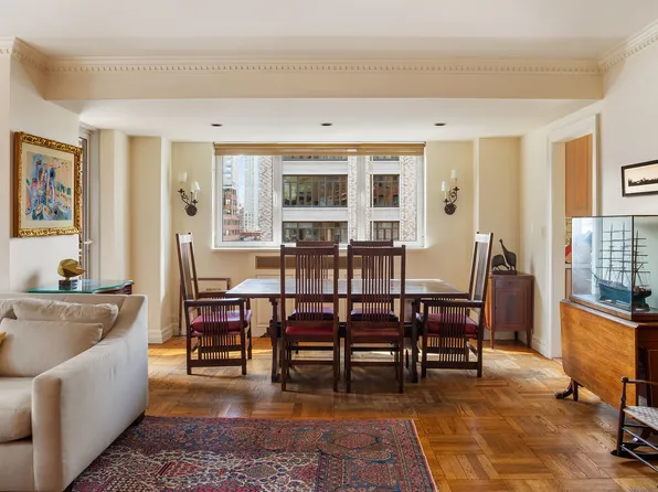 45 East End Avenue 10F image 2 of 16