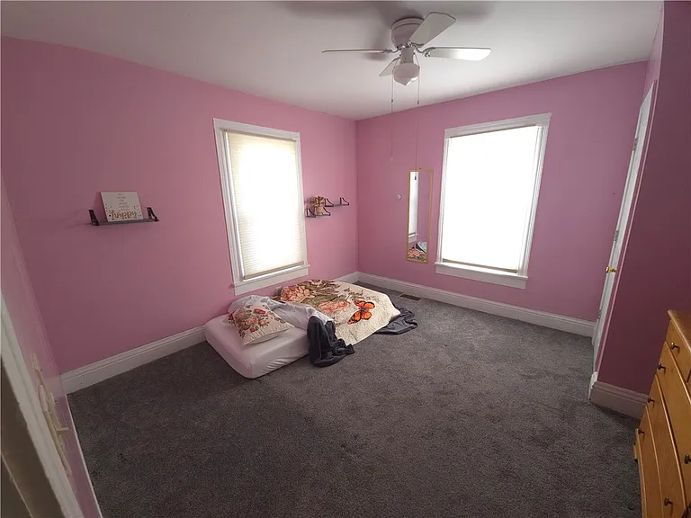 30 Flanders St — Photo 14