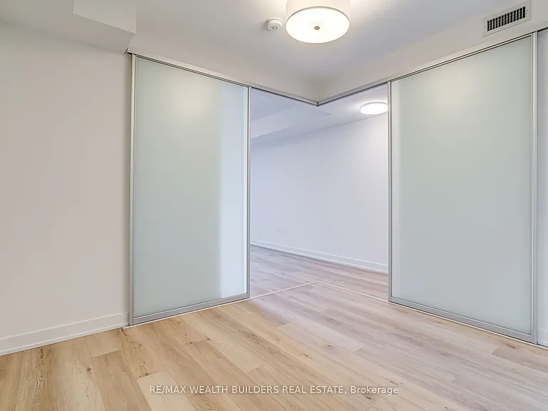 117 Broadway Ave #310 — Photo 7