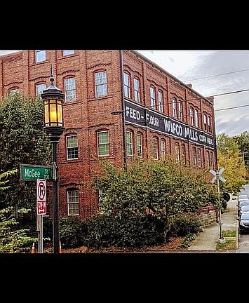4th image of 801 W McGee St Unit 28