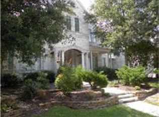 3 Oakley Downs Pl, Spring, TX 77382