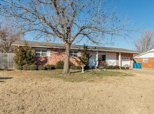 303 N Cimarron Rd, Tuttle, OK 73089