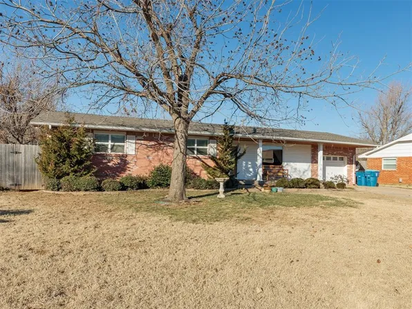 303 N Cimarron Rd, Tuttle, OK 73089