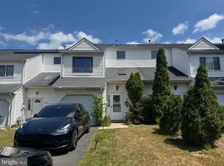 10 Carob Ct, Lumberton, NJ 08048