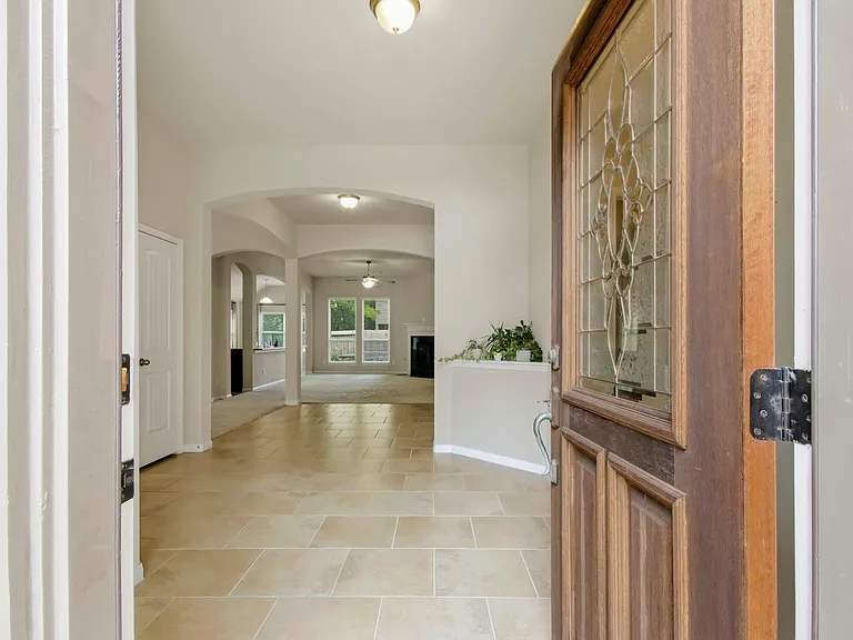 24142 Auburn Woods Ct — Photo 3