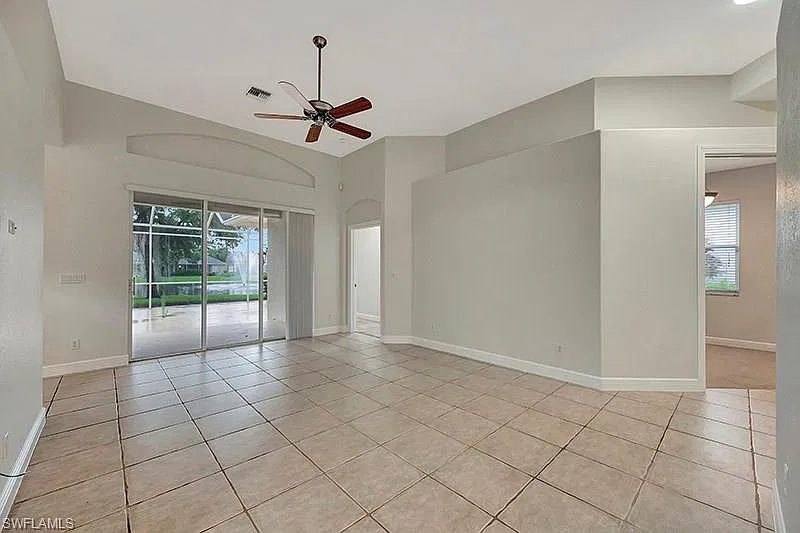 3 bed, 2.0 bath, 1861 sqft, $3,500 — Photo 3