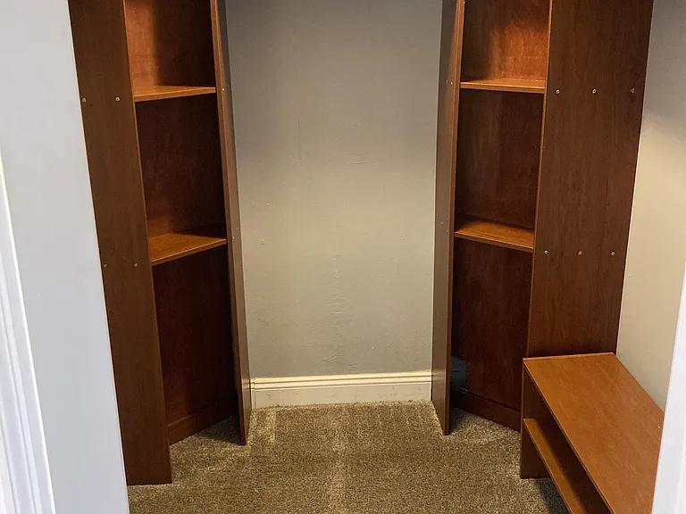 115 Kendale Dr — Photo 11