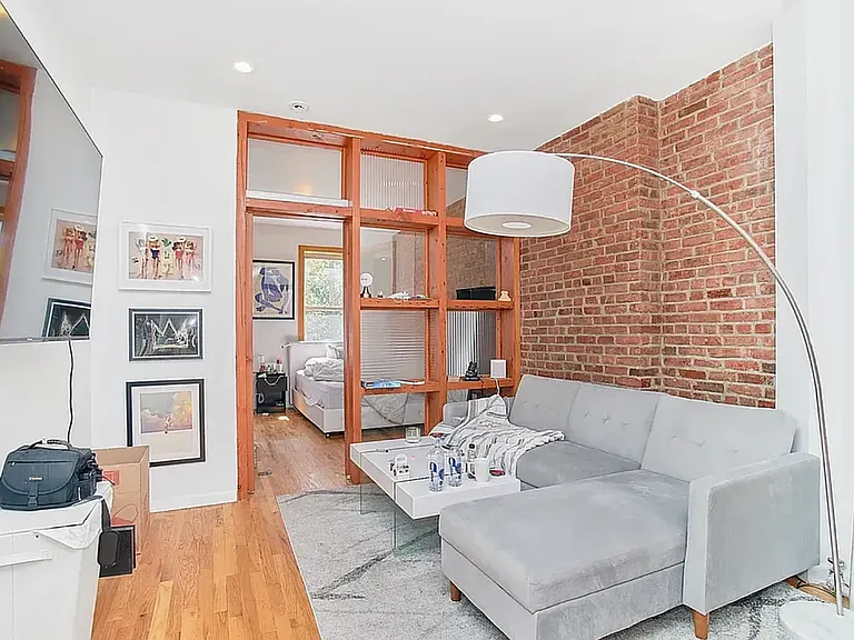 75 Baxter St #15 — Photo 2