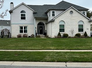 5740 Eagle Trace Dr, Sylvania, OH 43560