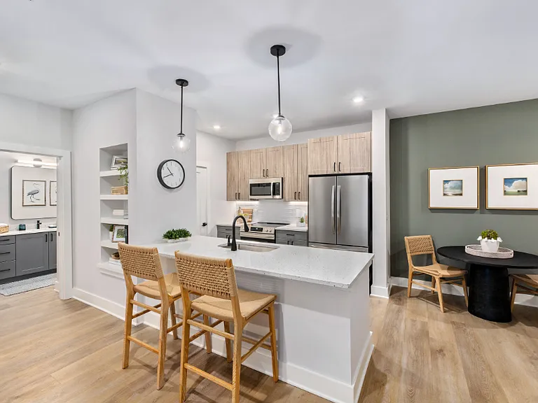 The Henslow Daniel Island Apartments & Townhomes — Photo 39