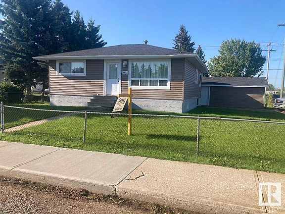 2nd image of 5035 52nd Ave