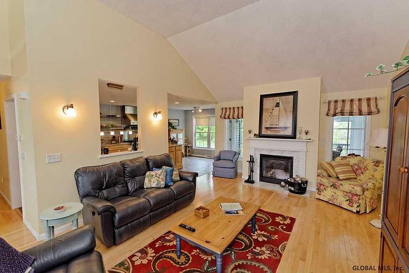 3rd image of 25 TIMOTHYS Way